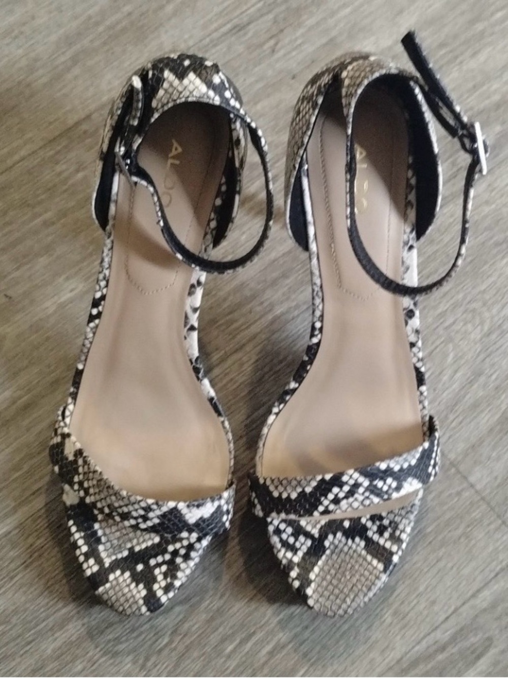 Aldo Black & White Snake-Print Ankle Strap Heels size 9